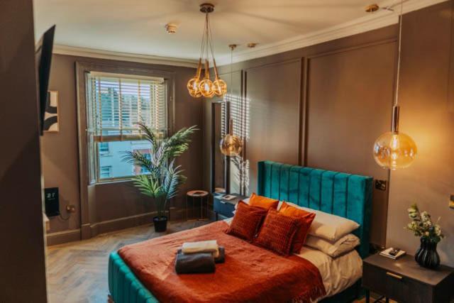 Magistrates Penthouse Suite - Town Centre Apartments With Spa Morpeth Kültér fotó