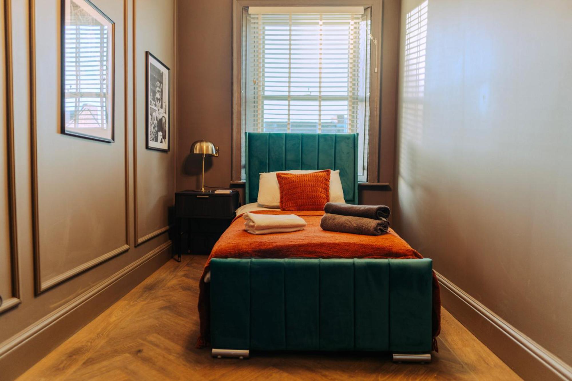Magistrates Penthouse Suite - Town Centre Apartments With Spa Morpeth Kültér fotó
