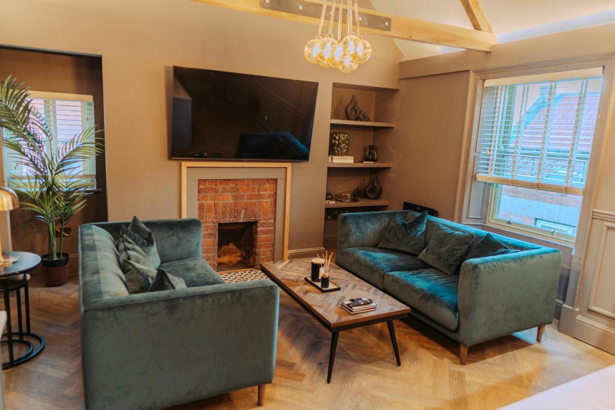 Magistrates Penthouse Suite - Town Centre Apartments With Spa Morpeth Kültér fotó